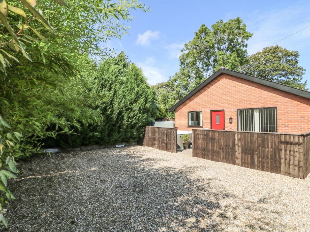 Cedar Cottage, Poulton-Le-Fylde Exterior photo